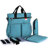 sac à langer tendance bleu aqua avec accessoires